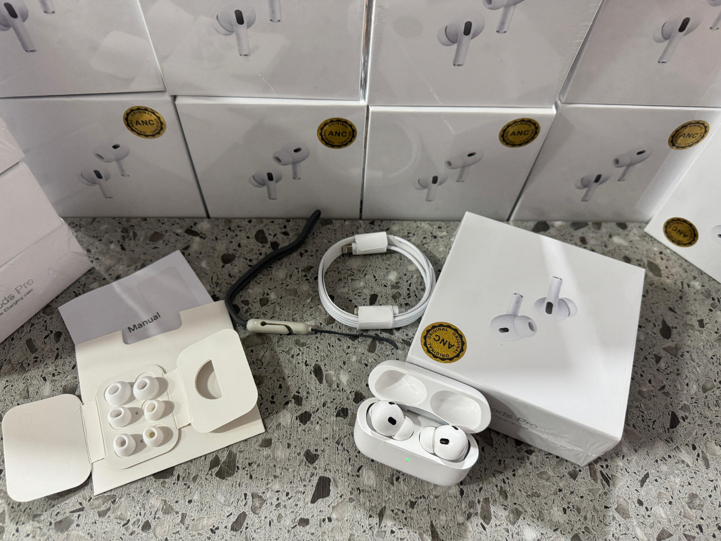 AirPods 2da Generación con Cancelación de Ruido (ANC)